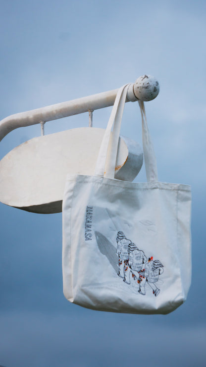 HARANASA Embroidered Tote Bag [White]